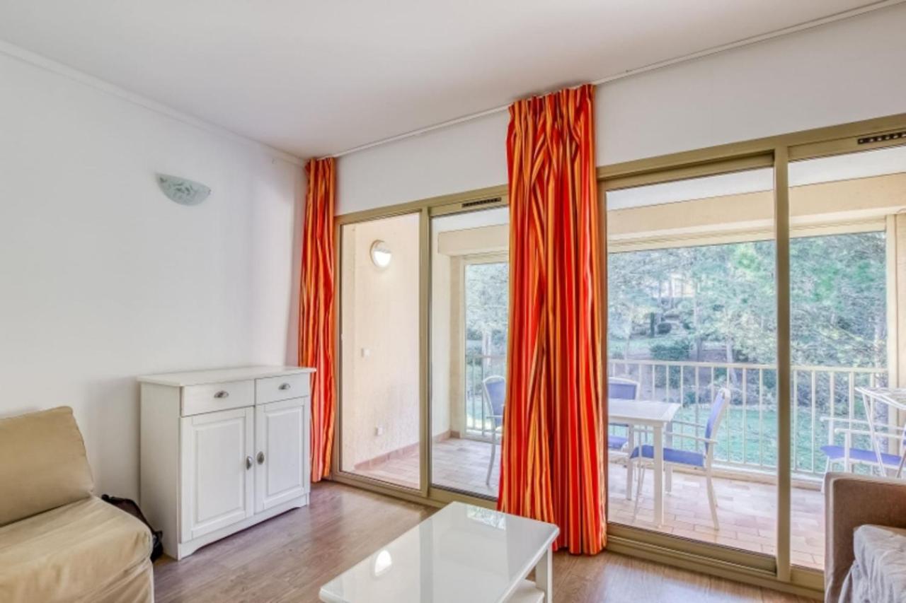 Flat With Swimming Pool Near The Beach Sanary-sur-Mer Extérieur photo